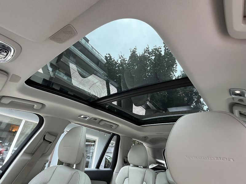 Volvo XC90 (2016) T8 AWD TWIN-ENGINE INSCRIPTION - fotka 35 z 47