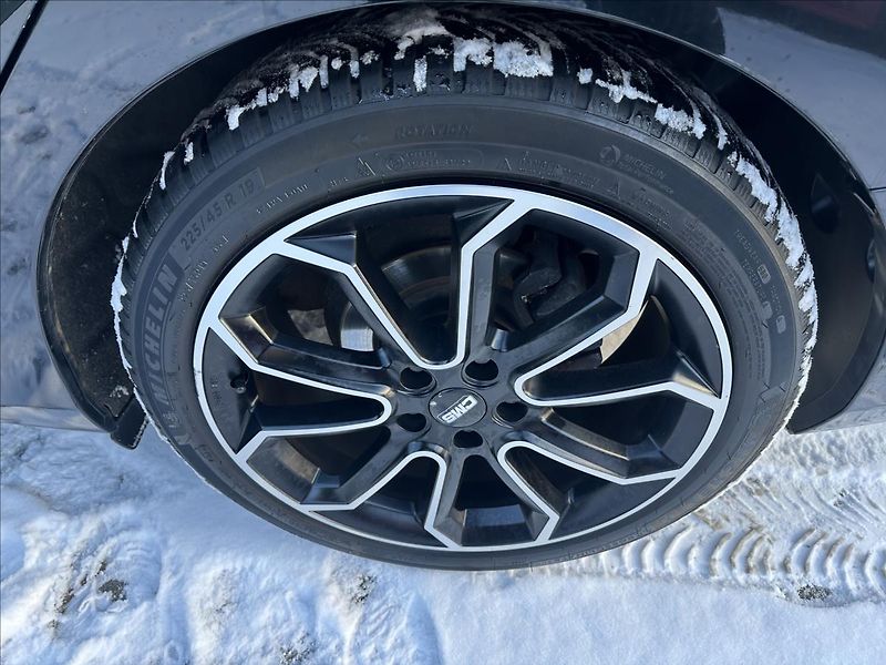 Mazda 6 2,0 TAŽNÉ - fotka 25 z 26