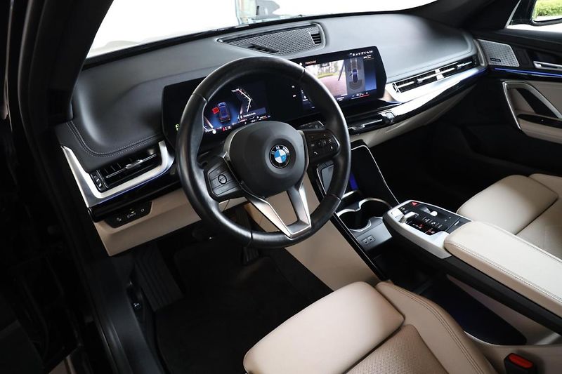 BMW X1 xDrive23d - fotka 2 z 27