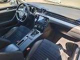 Volkswagen Passat (2017) 2.0 TDi Highline ACC Manuál - náhled 10