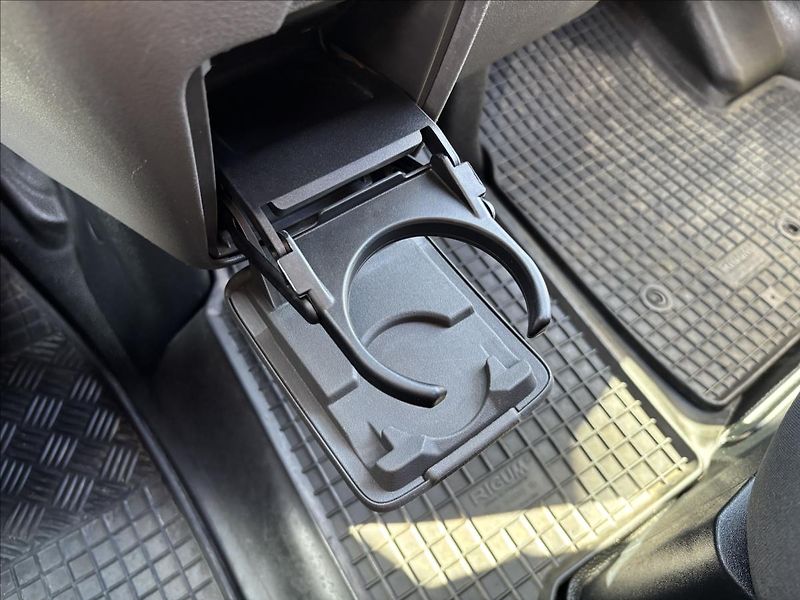 Ford Transit 2,0 Mhev 96kW L3 Kombi Van - fotka 37 z 37