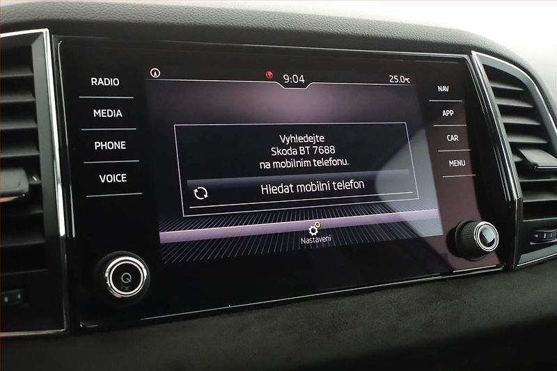 Škoda Karoq (2019) Ambition 1.0 TSI, Navi - fotka 15 z 20