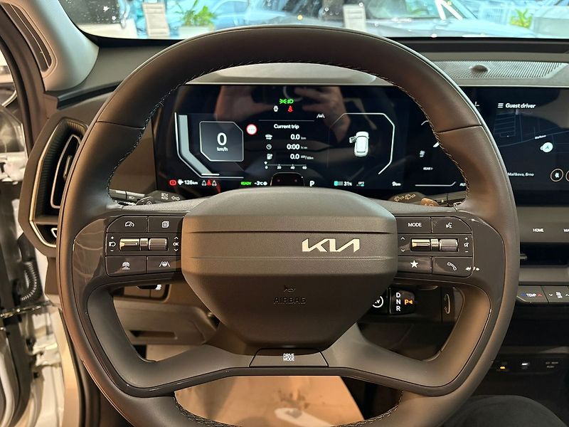 Kia EV5 4x2 L.E. 160 KW + 81,4 KWH - fotka 17 z 20