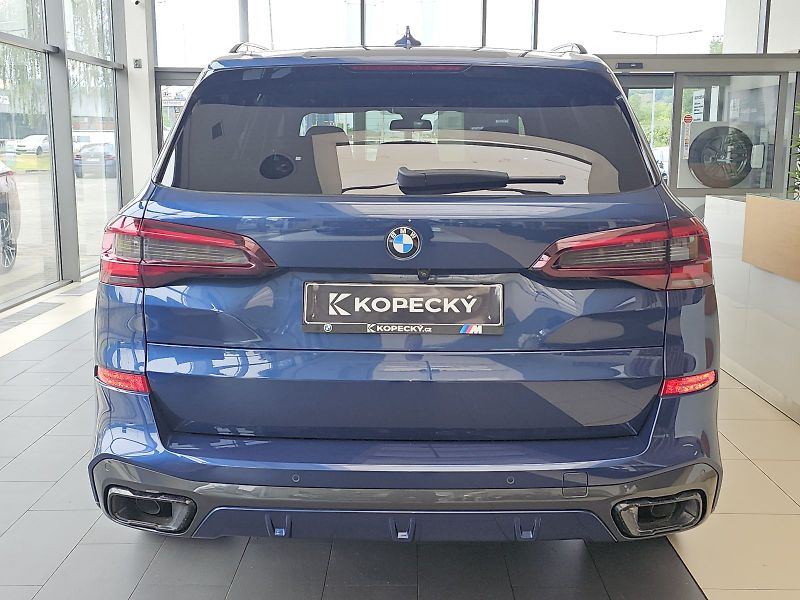 BMW X5 xDrive30d M sportovní paket - fotka 7 z 30