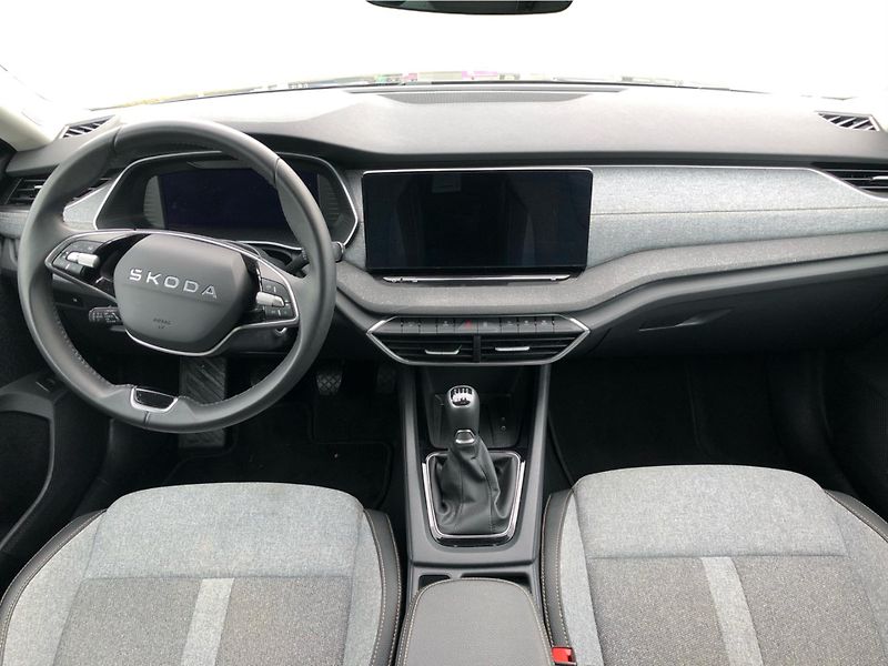 Škoda Octavia 1.5 TSi TOP SELECTION - fotka 5 z 30