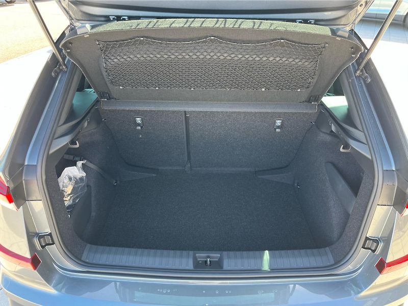Škoda Kamiq 1,0TSi 85kW MONTE CARLO DSG - fotka 27 z 28