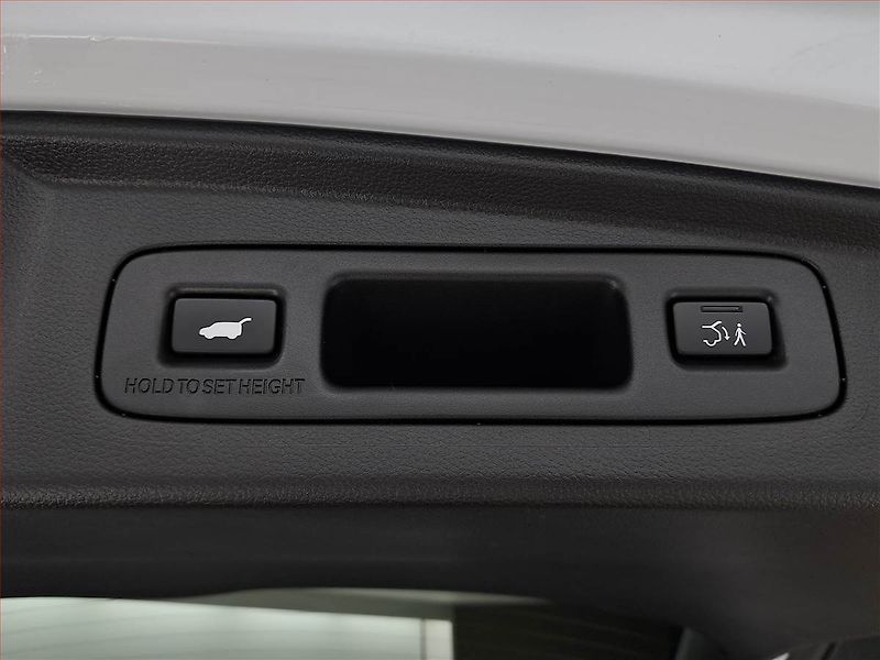Honda CR-V (2023) 2.0 e:PHEV - fotka 16 z 25