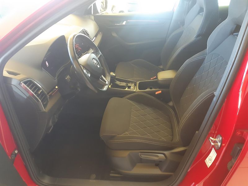 Škoda Karoq 2.0 TDI 4x4 SPORTLINE          - fotka 9 z 26