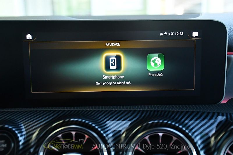 Mercedes-Benz Třídy A A 35 AMG 4MATIC AERO - fotka 46 z 55