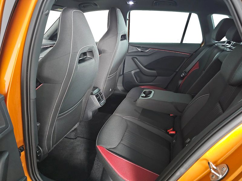Škoda Kamiq (2022) 1.5TSI 110kW Monte Carlo komfo - fotka 7 z 31