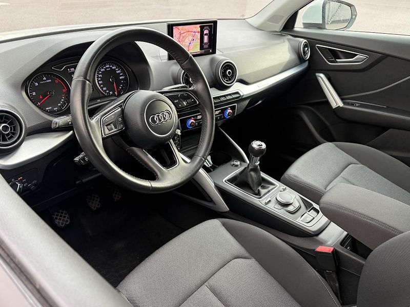 Audi Q2 (2017) 1.6 TDi SPORT/SERVIS AUDI/ - fotka 11 z 25