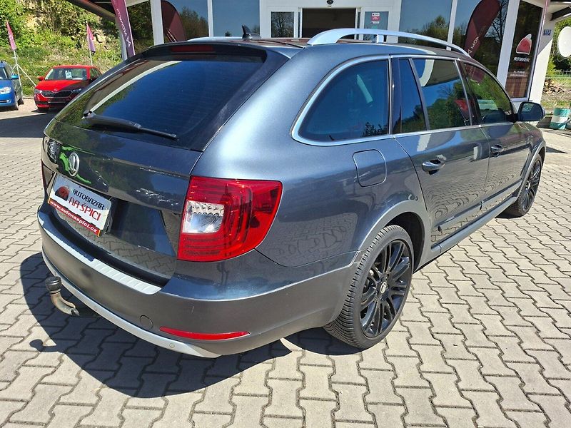 Škoda Superb (2014) OUTDOOR 2.0TDI 125kW DSG 4X4 - fotka 8 z 39
