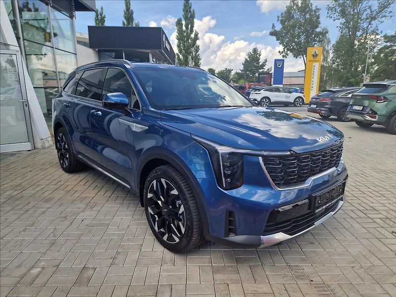 Kia Sorento (2025) 2,2  CRDI TOP + NAPPA 4X4 8DCT - fotka 2 z 18