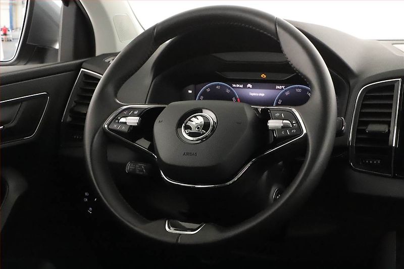 Škoda Karoq (2021) Style 1.5 TSI - fotka 8 z 16