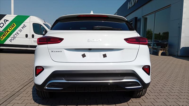 Kia XCeed (2026) 1,6 T-GDi GPF 7DCT EXCLUSIVE - fotka 4 z 10