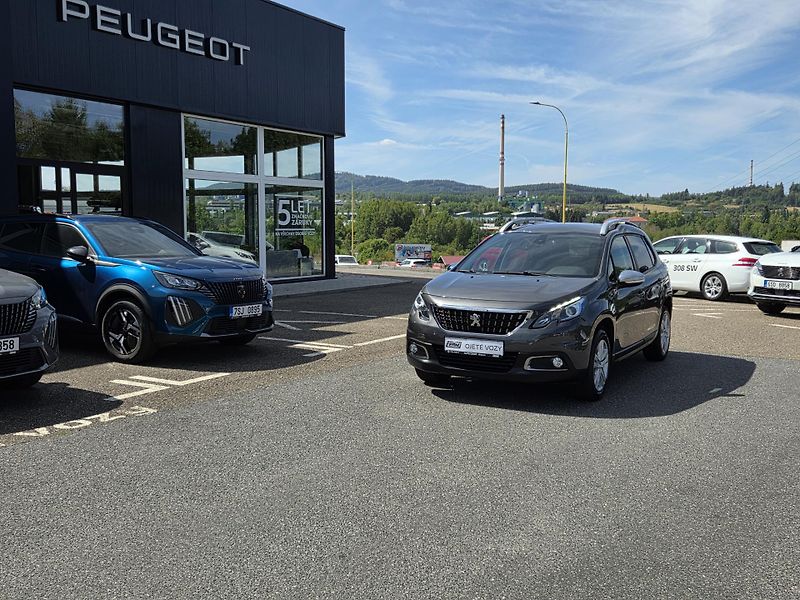 Peugeot 2008 (2019) 1.2 PT 110 ALLURE EAT6 - fotografie inzerátu