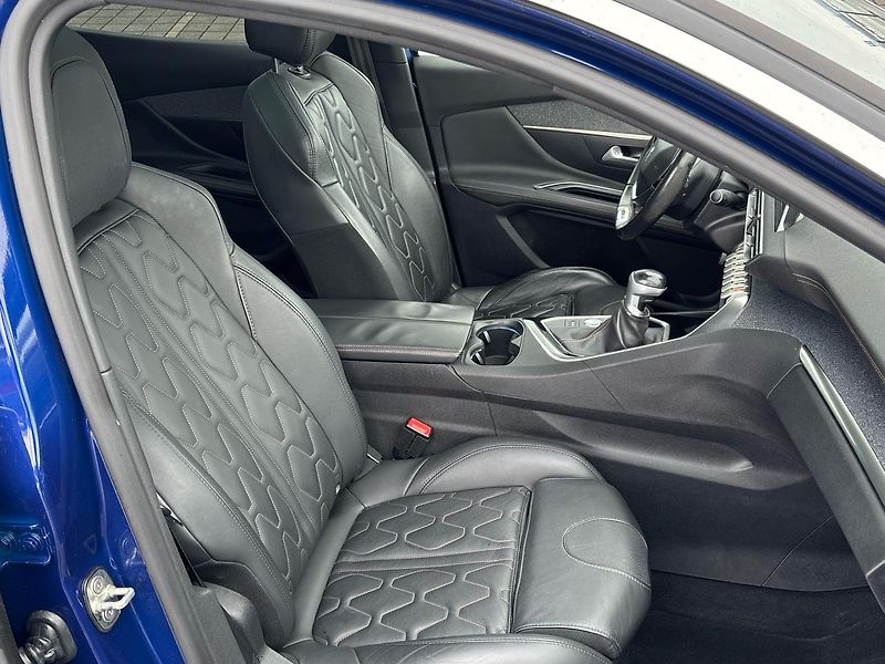 Peugeot 3008 GTline - fotka 9 z 29