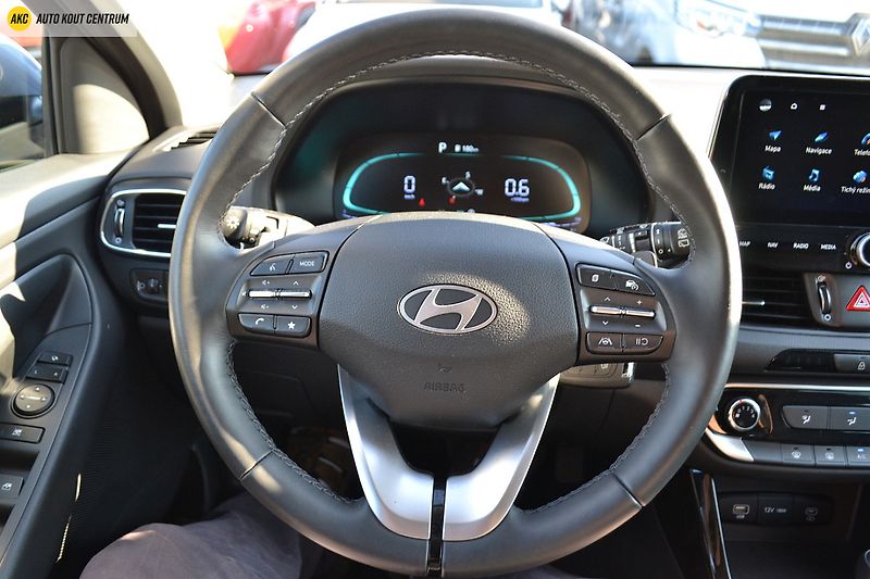 Hyundai i30 WG 1.5T-GDI 103KW DCT FAMILY N - fotka 31 z 47
