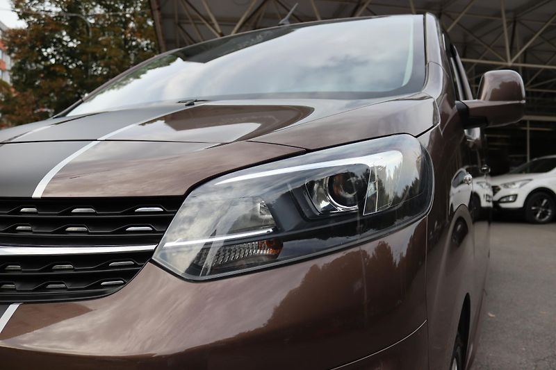 Opel Vivaro (2020) 2.0 BlueHDi/CDTi 130 kW - fotka 5 z 57