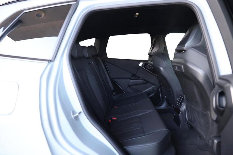 BMW X3 20 xDrive - fotka 6 z 27