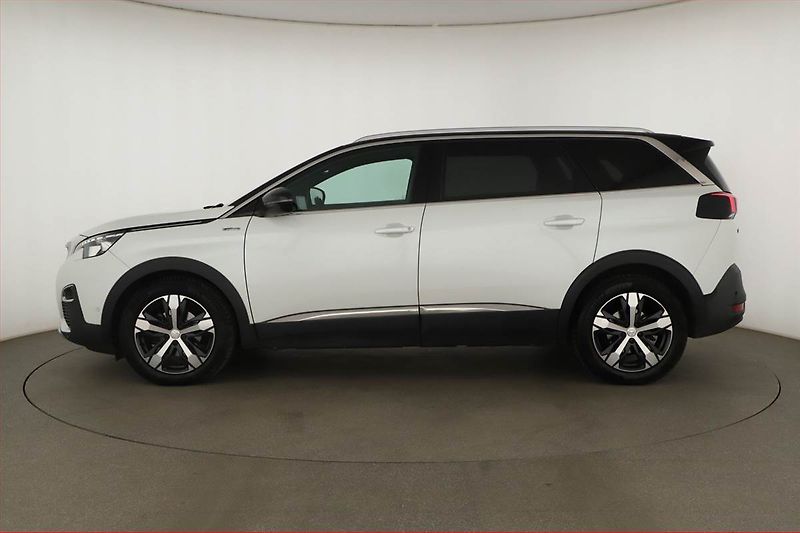 Peugeot 5008 (2019) PureTech 180 - fotka 3 z 21