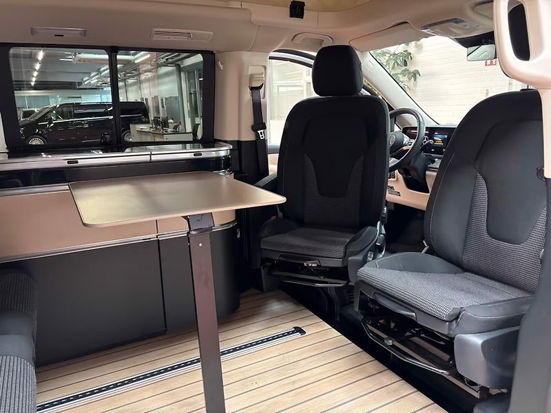 Mercedes-Benz Třídy V Marco Polo 250d AMG AIR 360 Ta - fotka 8 z 21