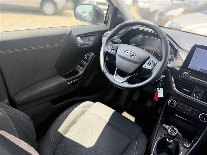 Ford Puma TITANIUM - fotka 24 z 33