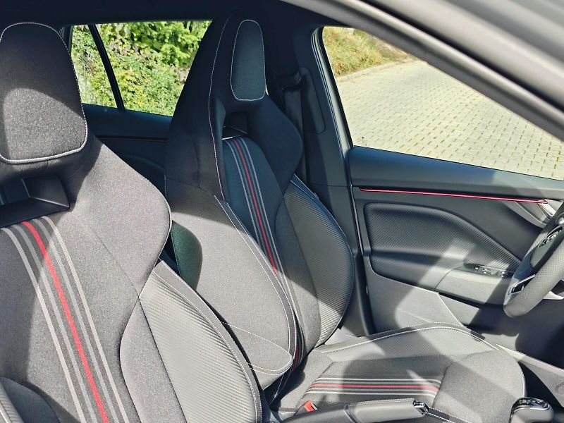 Škoda Scala (2024) 1,5 TSI 110 kW Monte Carlo DSG - fotka 19 z 44