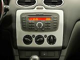 Ford Focus (2007) 1.6i, 2.maj, AC, TZ, temp - náhled 9