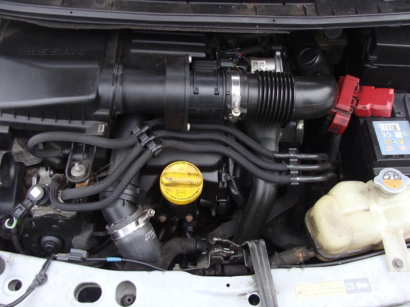 Nissan Note 1.5 DCi, 66 kW, klimatizace - fotka 23 z 23