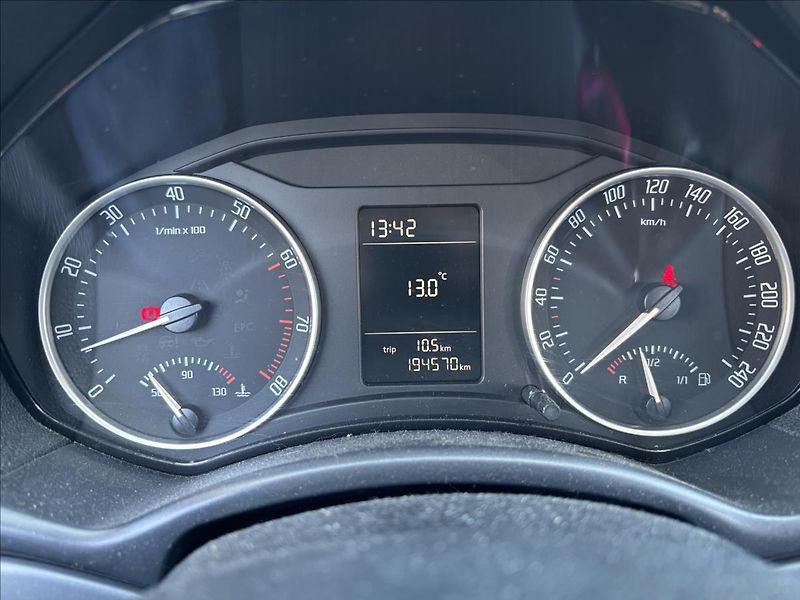 Škoda Octavia 1,2 TSI  Active - fotka 15 z 16