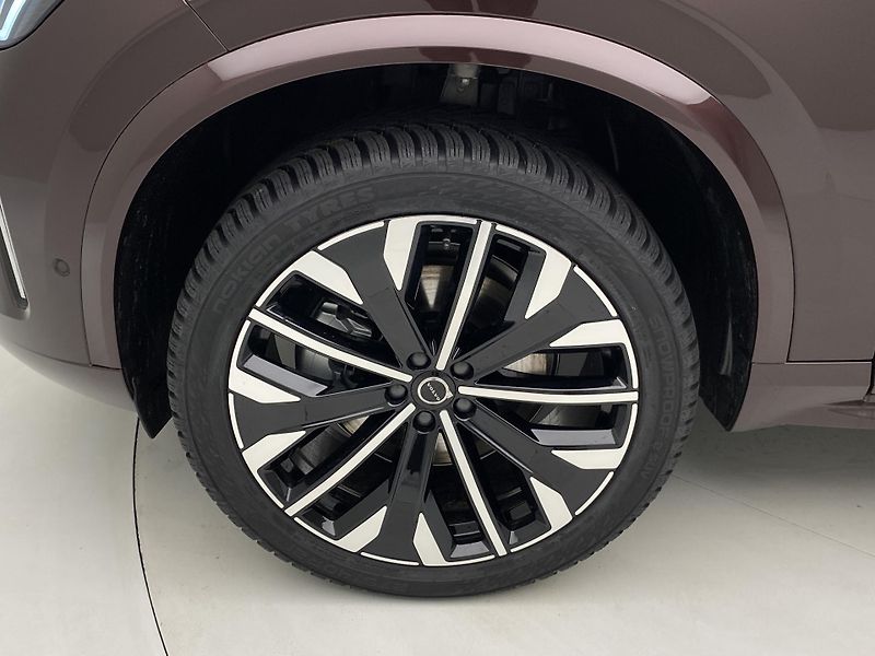 Volvo XC90 (2025) B5 AWD AUT BRIGHT PLUS  - fotka 18 z 75