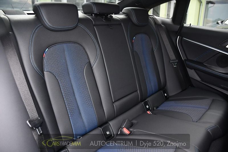 BMW Řada 2 218d M-SPORT 1M ČR TAŽNÉ - fotka 19 z 49