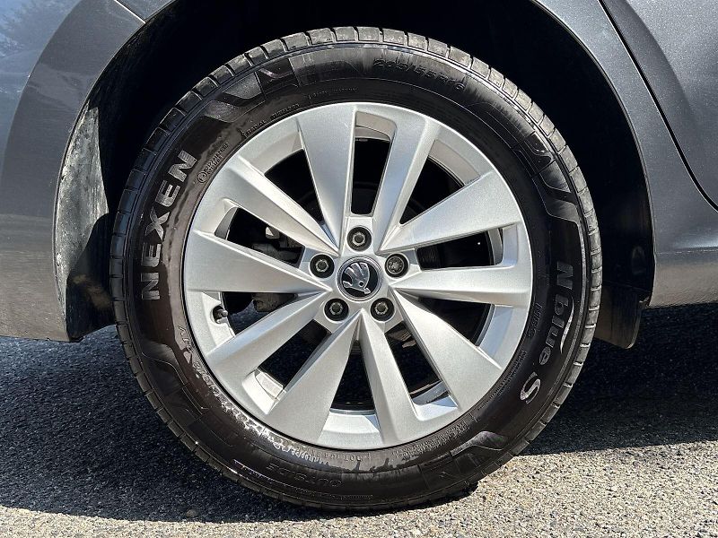 Škoda Scala (2023) 1.5 TSI DSG Style - fotka 29 z 32