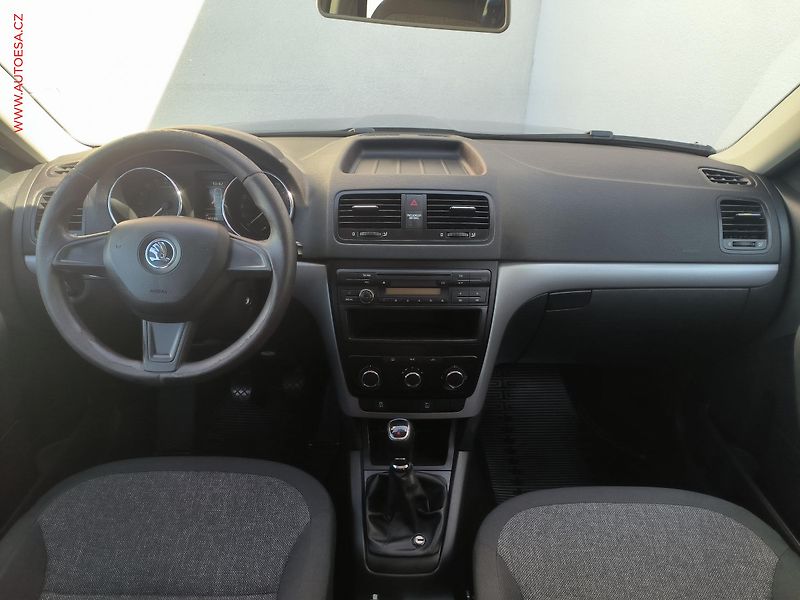 Škoda Yeti (2015) 2.0 TDi 4x4, 2.maj,ČR - fotka 8 z 14