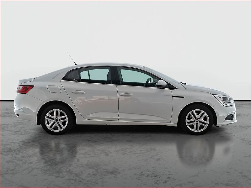 Renault Mégane (2017) 1.6 SCe, Tempomat - fotka 6 z 17