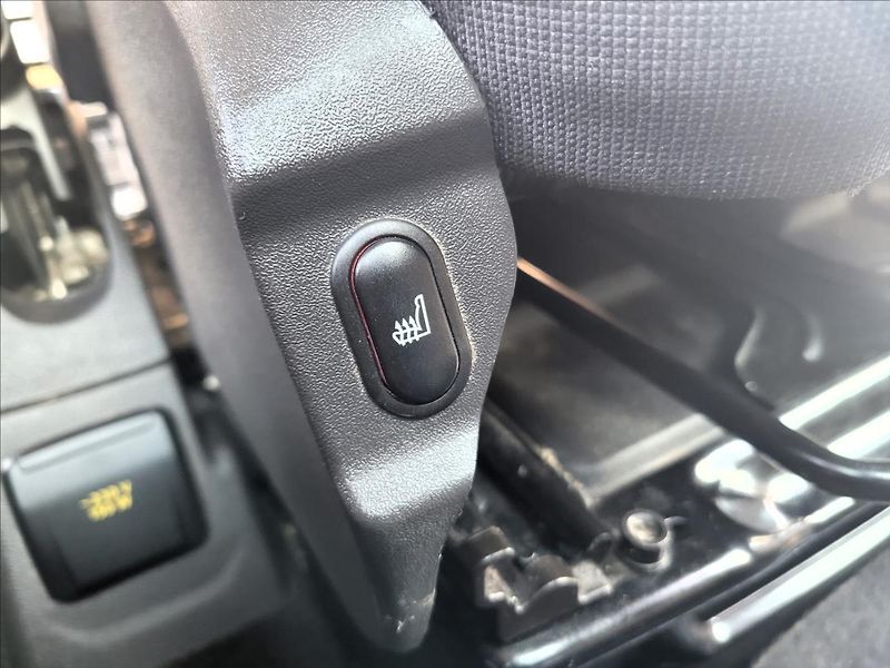 Ford Tourneo Custom 2,0 tdci,Titanium,8míst,klima - fotka 32 z 49