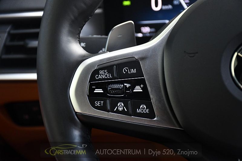 BMW Řada 3 320d xDrive M-SPORT ČR 1.M - fotka 30 z 62