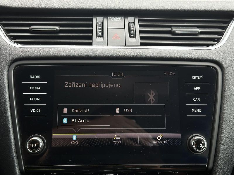 Škoda Octavia Combi 1.0TSi DSG Smartlink 2Z. - fotka 23 z 38