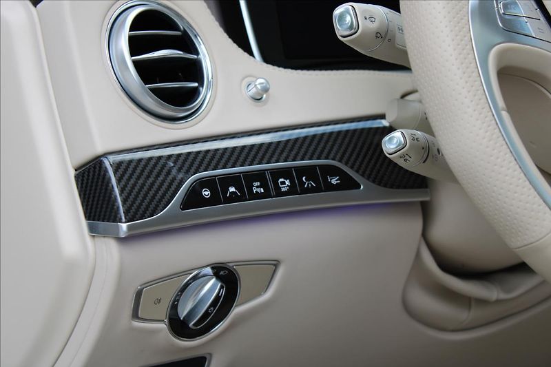 Mercedes-Benz Třídy S S 63 AMG/25.200km/TOP/CZ - fotka 16 z 46