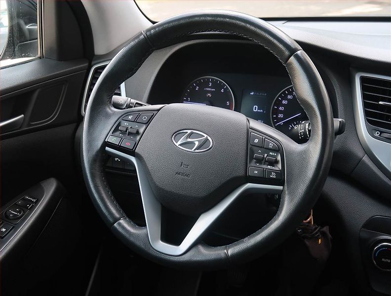 Hyundai Tucson (2017) 1.7 CRDi, Serv.kniha, Navi - fotka 21 z 21