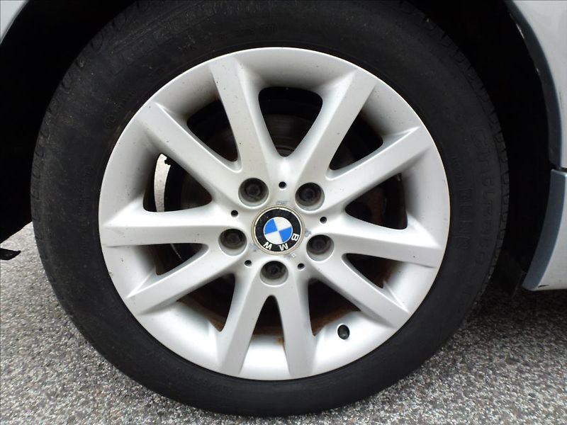 BMW Řada 1 1,6 116i Velmi dobrý stav !!! - fotka 41 z 51