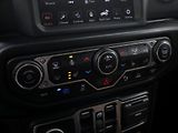 Jeep Wrangler Rubicon 2,0 4xe Unlimited CZ D - náhled 23