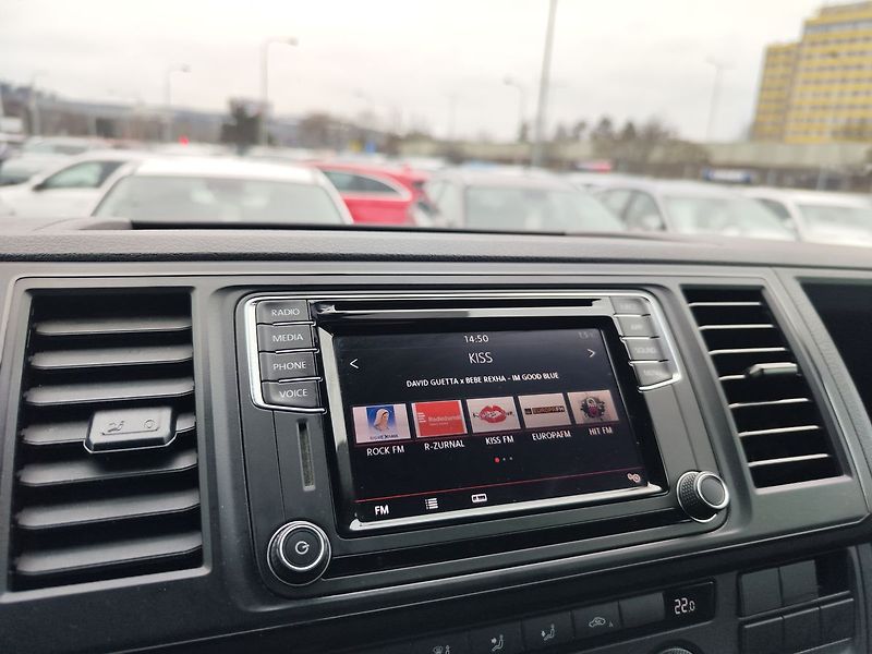 Volkswagen Caravelle 2.0TDI/110kW DSG trend 9míst - fotka 16 z 25