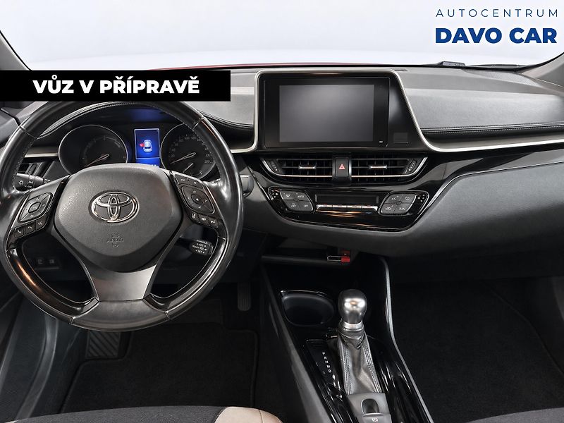 Toyota C-HR 1,8 Hybrid 90kW Selection CZ - fotka 3 z 12