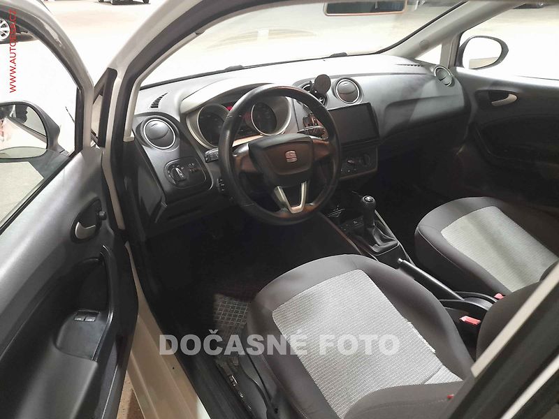 Seat Ibiza (2009) 1.6, 1.maj, AC, temp - fotka 3 z 3