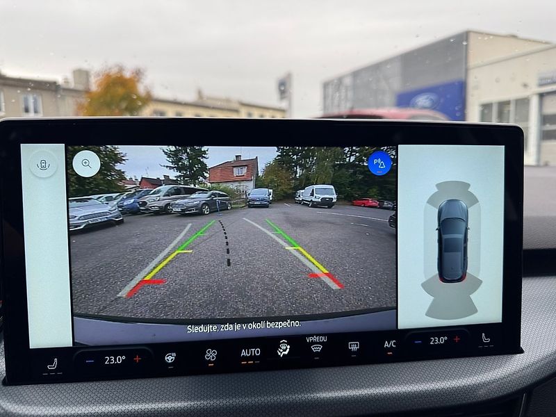 Ford Focus AUT. ACTIVE TOP VÝBAVA CZ ZÁRU - fotka 13 z 20