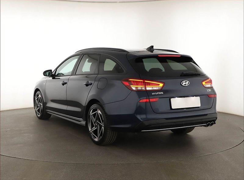 Hyundai i30 (2025) 1.5 T-GDI MHEV 48V, N-Line - fotka 4 z 18