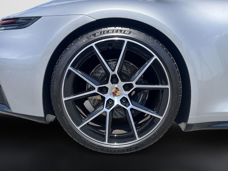 Porsche 911 Carrera T - fotka 11 z 26