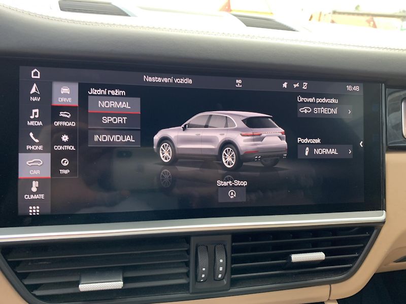 Porsche Cayenne (2019) 3.0i, 250KW, VZDUCH, ZÁRUKA - fotka 13 z 25